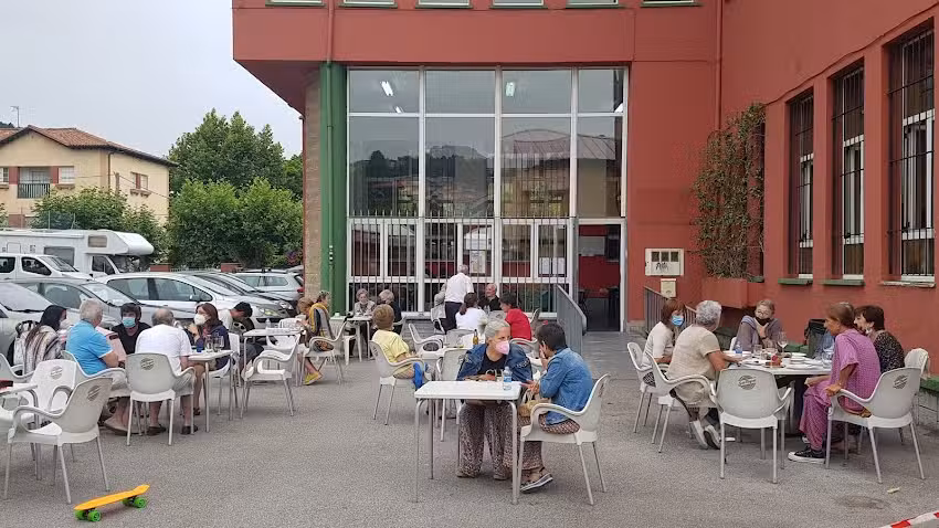 Club de jubilados La Pe&ntilde;ona