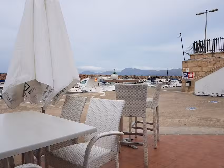 Club Nautico Serranova