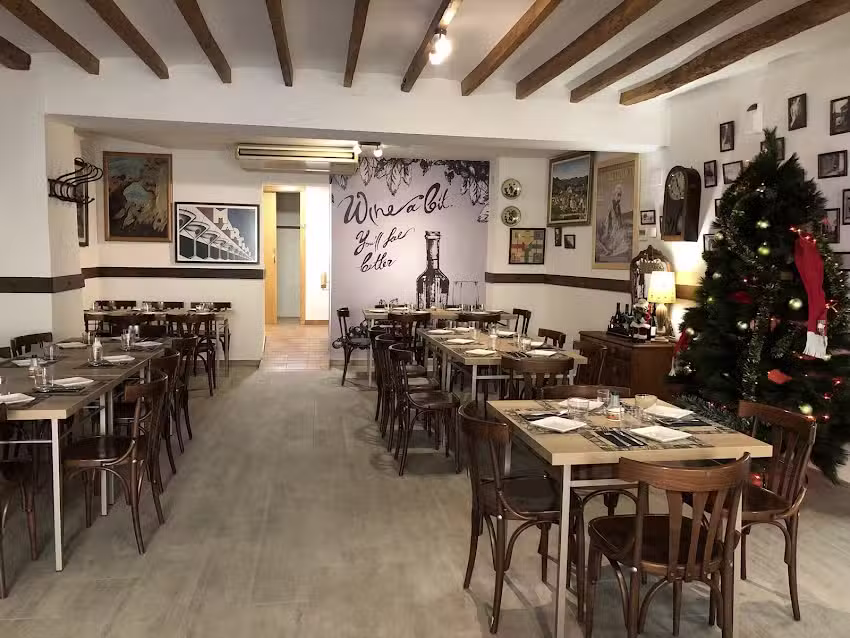 Comidas Bar Casa Ca&ntilde;ares