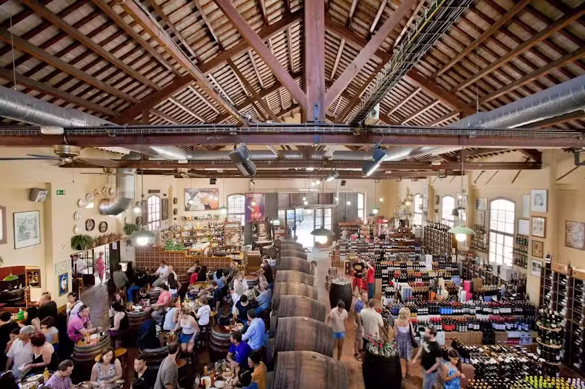 Compa&ntilde;&iacute;a de Alella, Bodega y Taberna