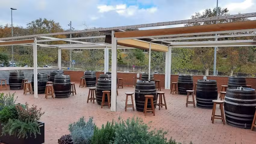 Companyia d&rsquo;Alella, Vinateria i Taverna