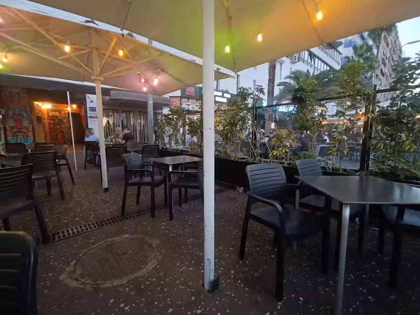 Con Lim&oacute;n y Sal Santa Cruz