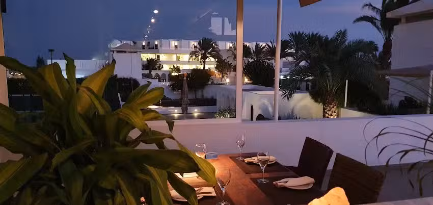 Coronado&rsquo;s Bar Lounge & Restaurant