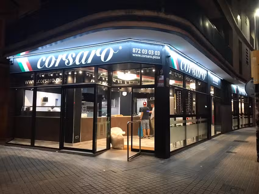CORSARO BANYOLES PIZZERIA