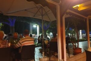 Cosmo Taberna & Wines