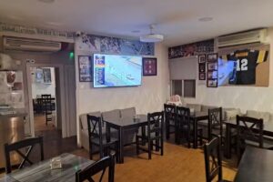 CREAM&acute;S SPORT BAR & LE CR&Eacute;ME BISTRO