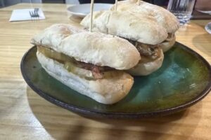 Croquetas y Montaditos