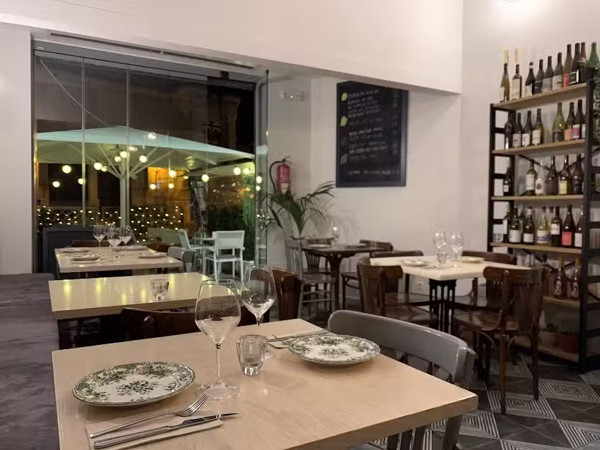 Cru Restaurant