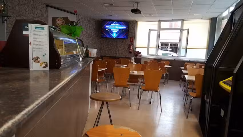 Cubo y Tapas