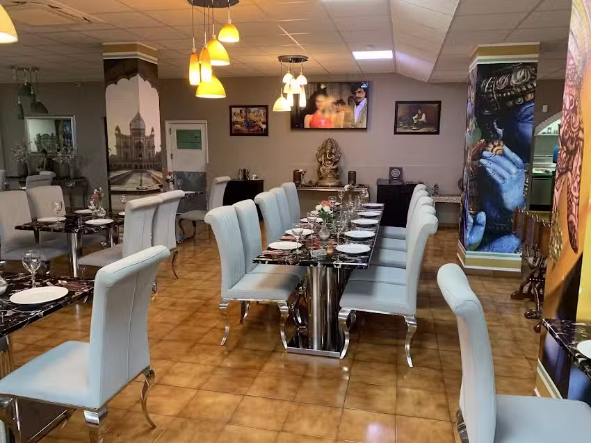Curry &lsquo;n&rsquo; Grill House