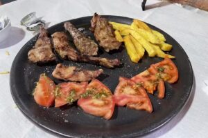 D&rsquo;PIN PARRILLA, PIZZAS Y RACIONES