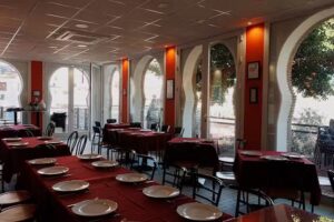 Dar Al-Yayyar Restaurante