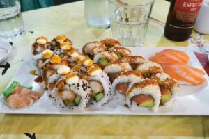 Dareshasu Cocina Filipina Y Japonesa