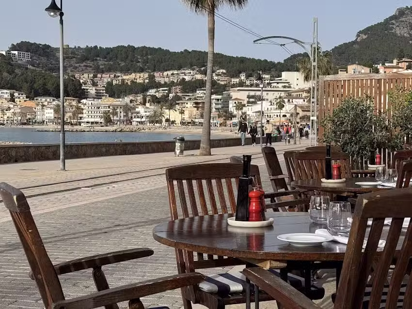 Davanti la mar bistro