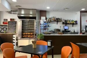 Del Tomate Bar & Food