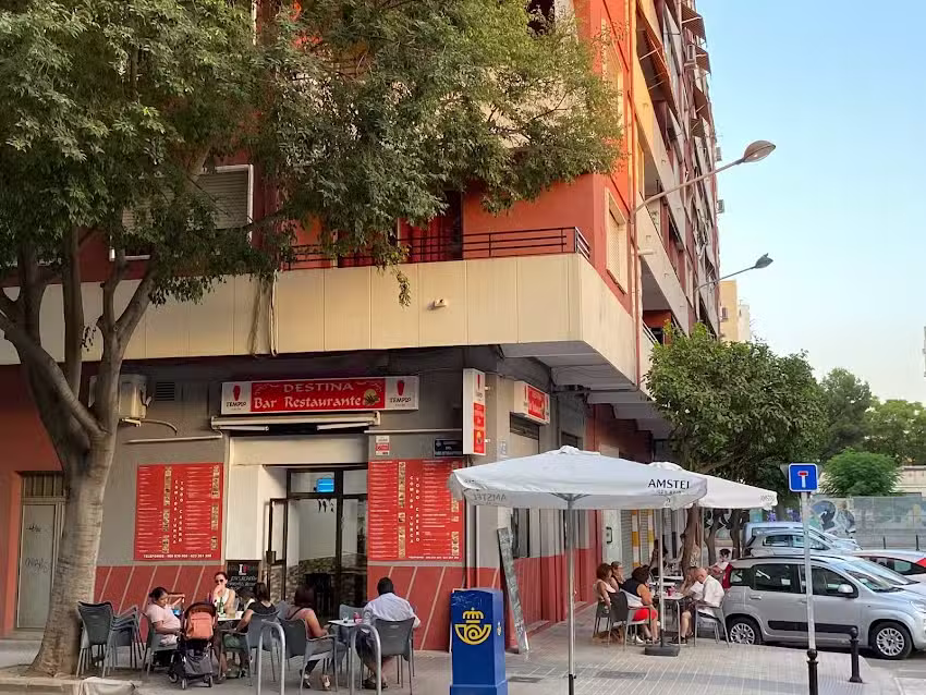 Destina Bar Restaurante