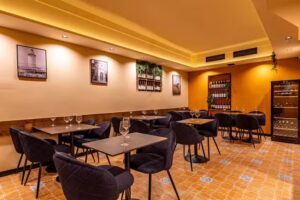 DIESTRO Tapas y Paellas