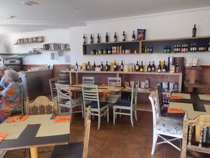 Disfrutar Restaurante y Pizzer&iacute;a