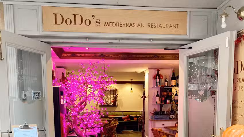 Dodo&rsquo;s Mediterrasian Restaurant
