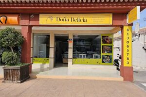 Doña Delicia Hamburgueseria pollería