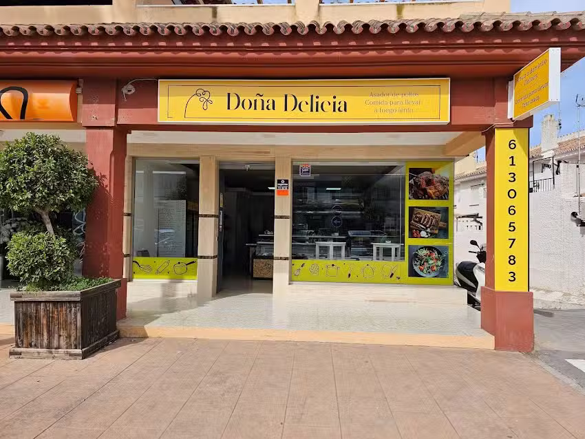 Do&ntilde;a Delicia Hamburgueseria poller&iacute;a