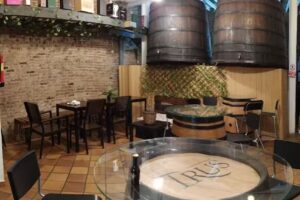 DUNE Restaurant & Lounge