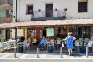 E BO Cafè & Bistro | Espot