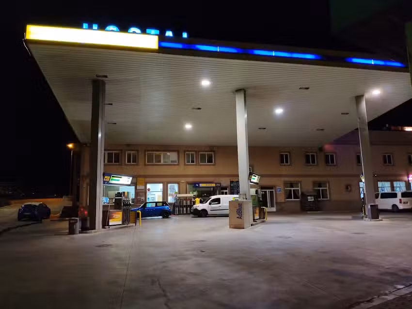 E.S. Autov&iacute;a del Mediterr&aacute;neo Salida 406 , S.L.