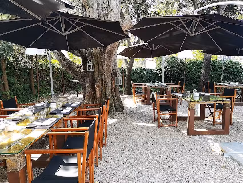 &Eacute;bano Restaurant