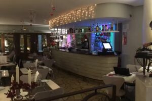 eF&Gi Restaurant & Wine