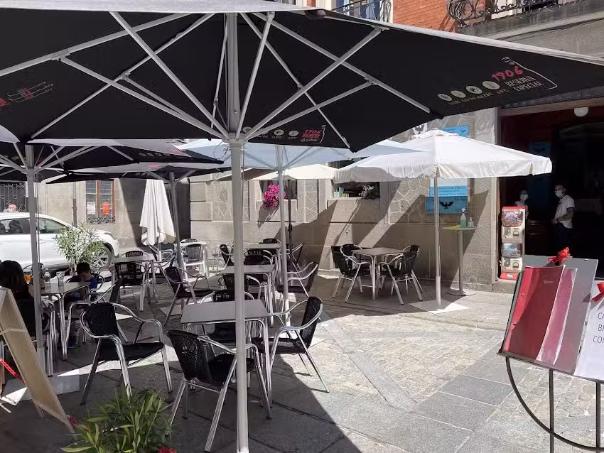 El &Aacute;guila Bar Restaurante