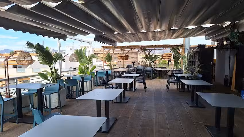 EL ATICO TERRAZA