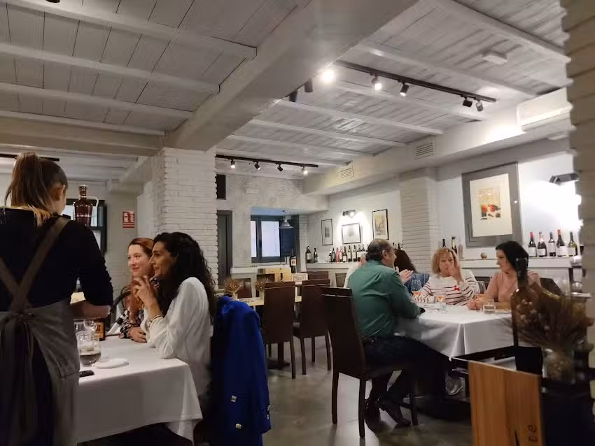 El bajo i