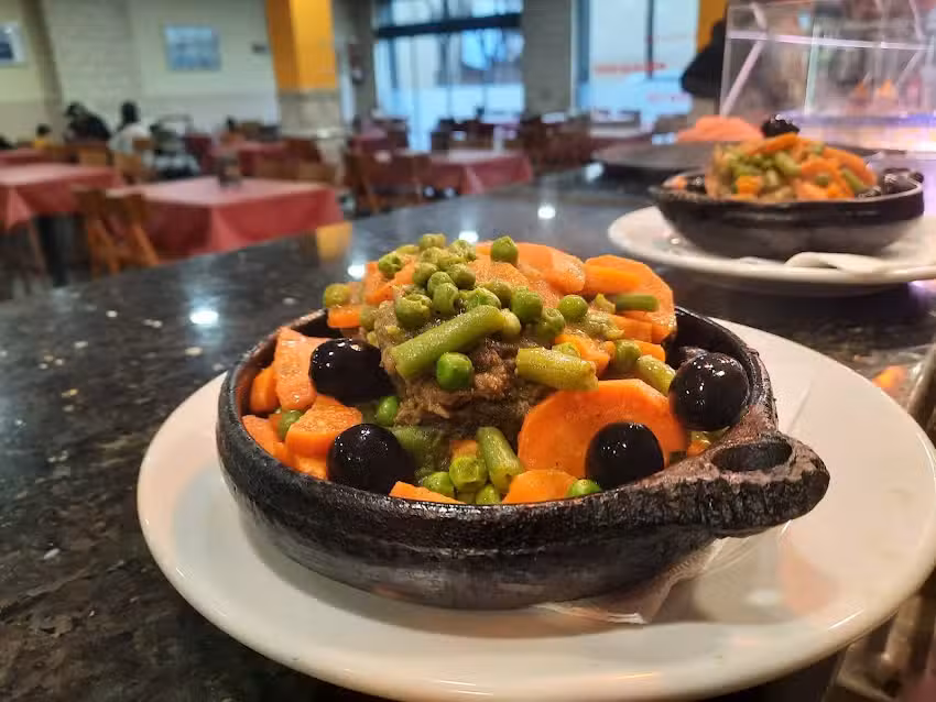 El Bakrioui Mustapha y Abdelhamid C.B.