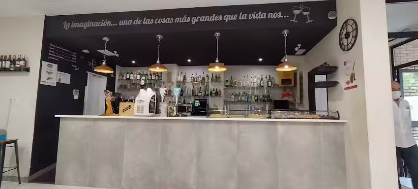 El Bar de Adolfo