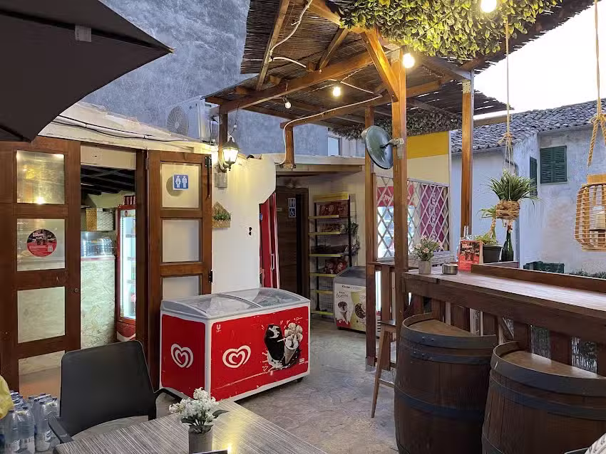El Bodegon de Luis