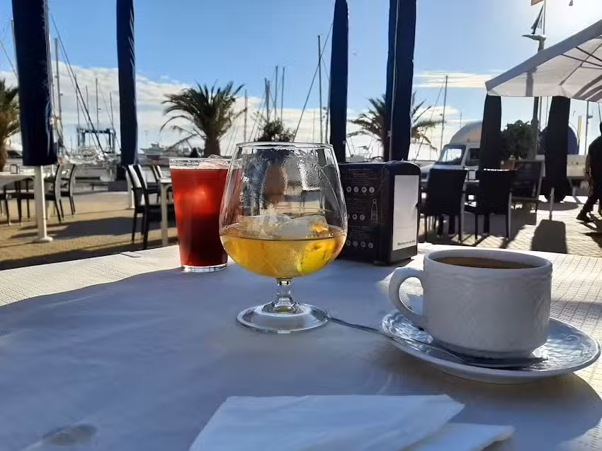 El Camarote | Pescados y arroces en la Caleta de V&eacute;lez