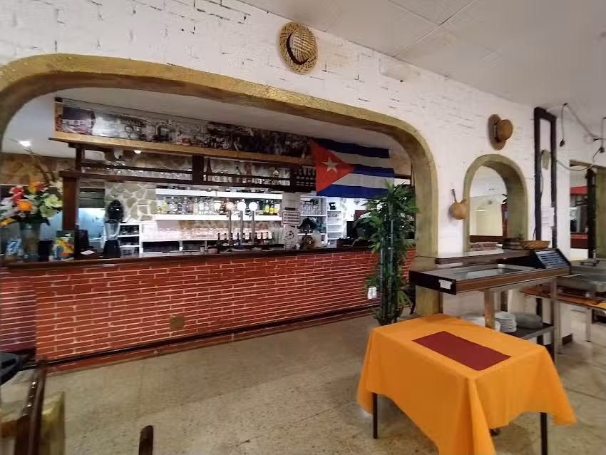 El Caribe &ndash; Restaurante Cubano Blanes