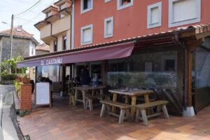 El Casta&ntilde;u de Cue