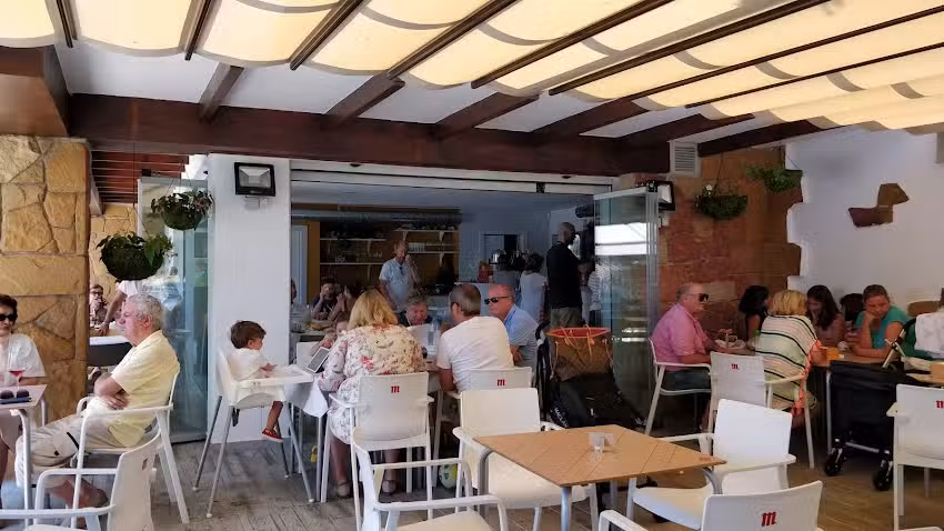 El Chiringuito de Clara