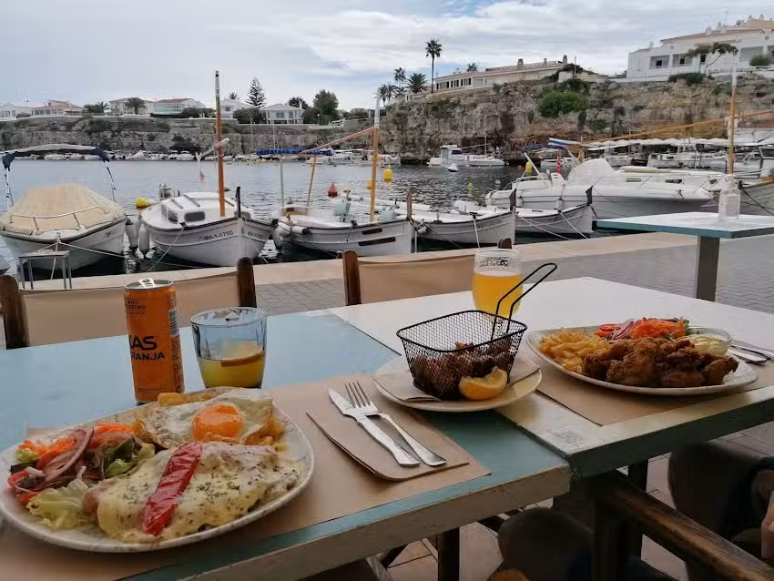 El Chivito Cales Fonts