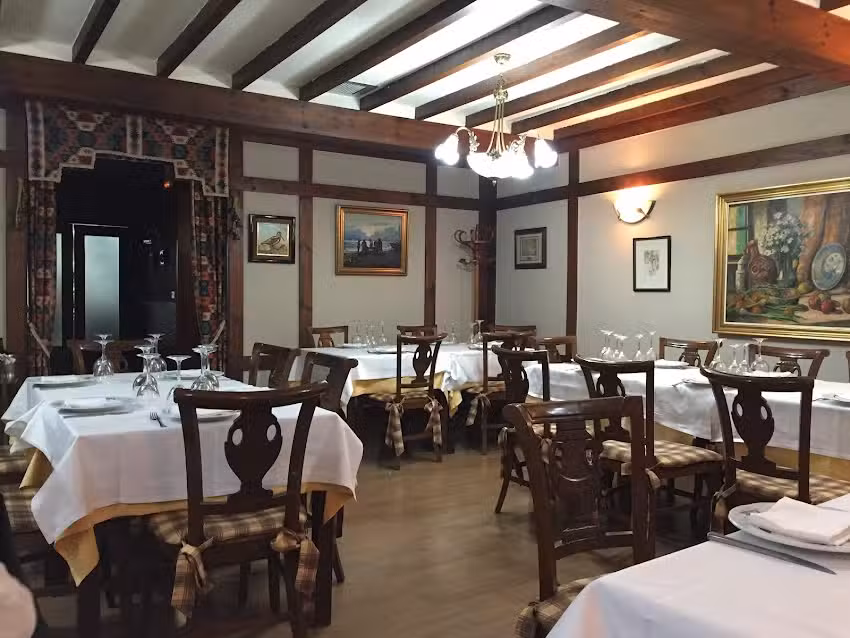 El Cid Mes&oacute;n Restaurante