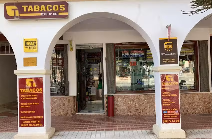 El Estanco de la plaza &laquo;Juan Herrera&raquo; Campillos &ndash; M&aacute;laga