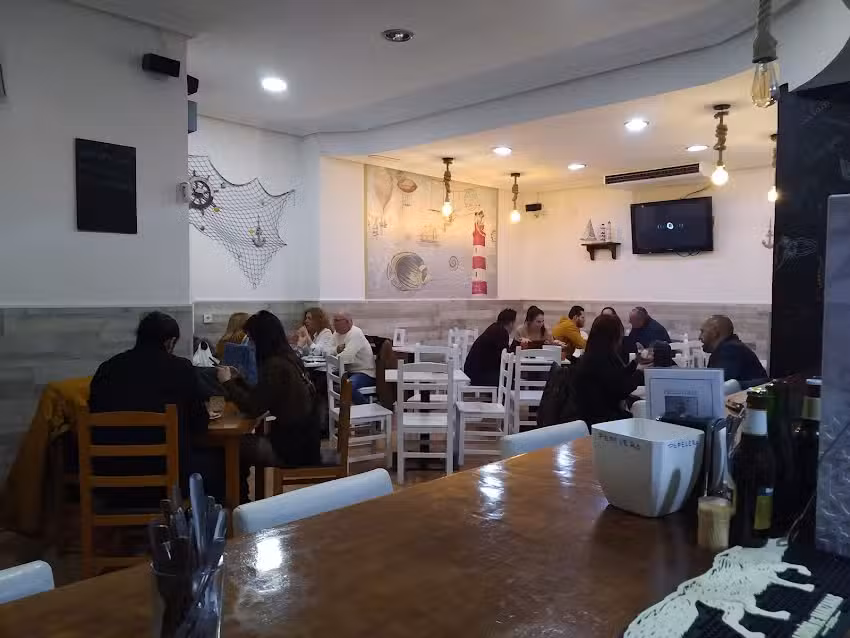 El Faro Freidur&iacute;a