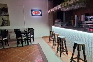 El Hogar Casa de Comidas