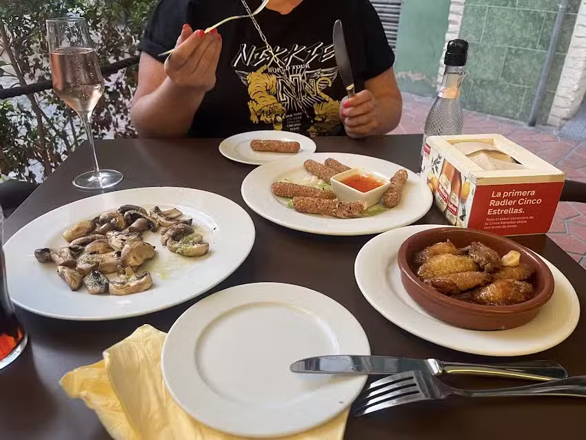 El Meson de Laura
