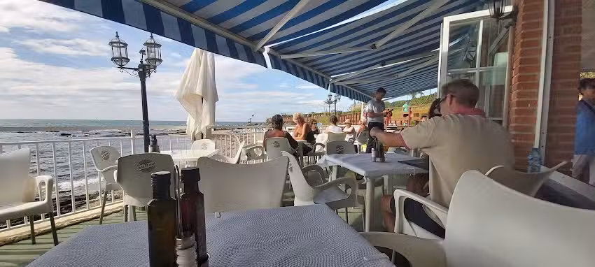 El Oc&eacute;ano Beach