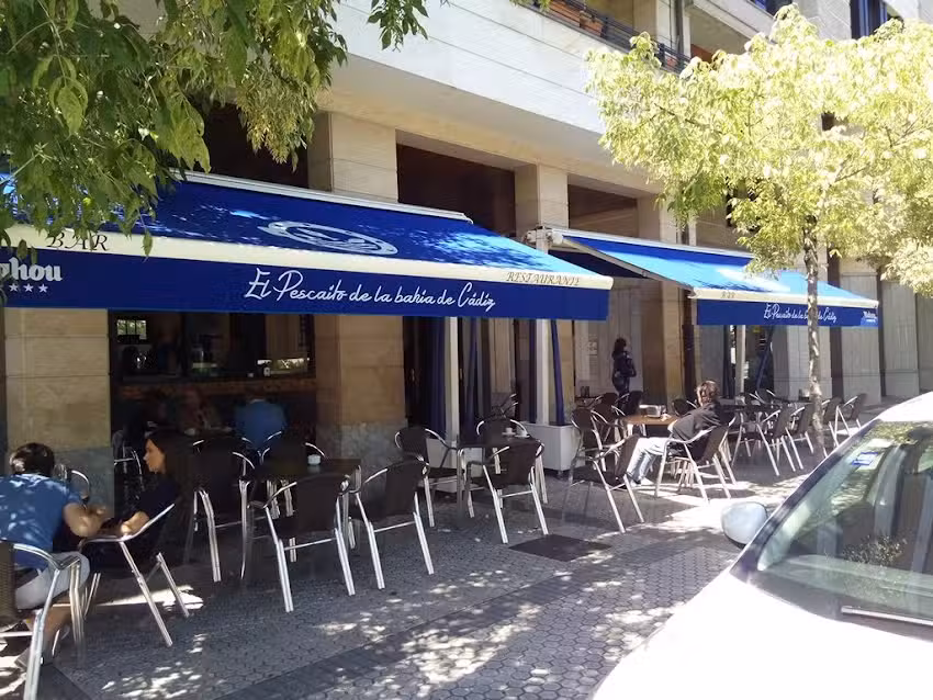 El Pescaito de la Bahia de C&aacute;diz Barra y Restaurante