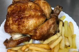 EL POLLO ACATUCCITANO (IZNALLOZ Granada)