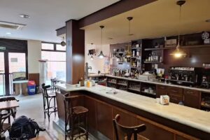 El Puente Restaurante